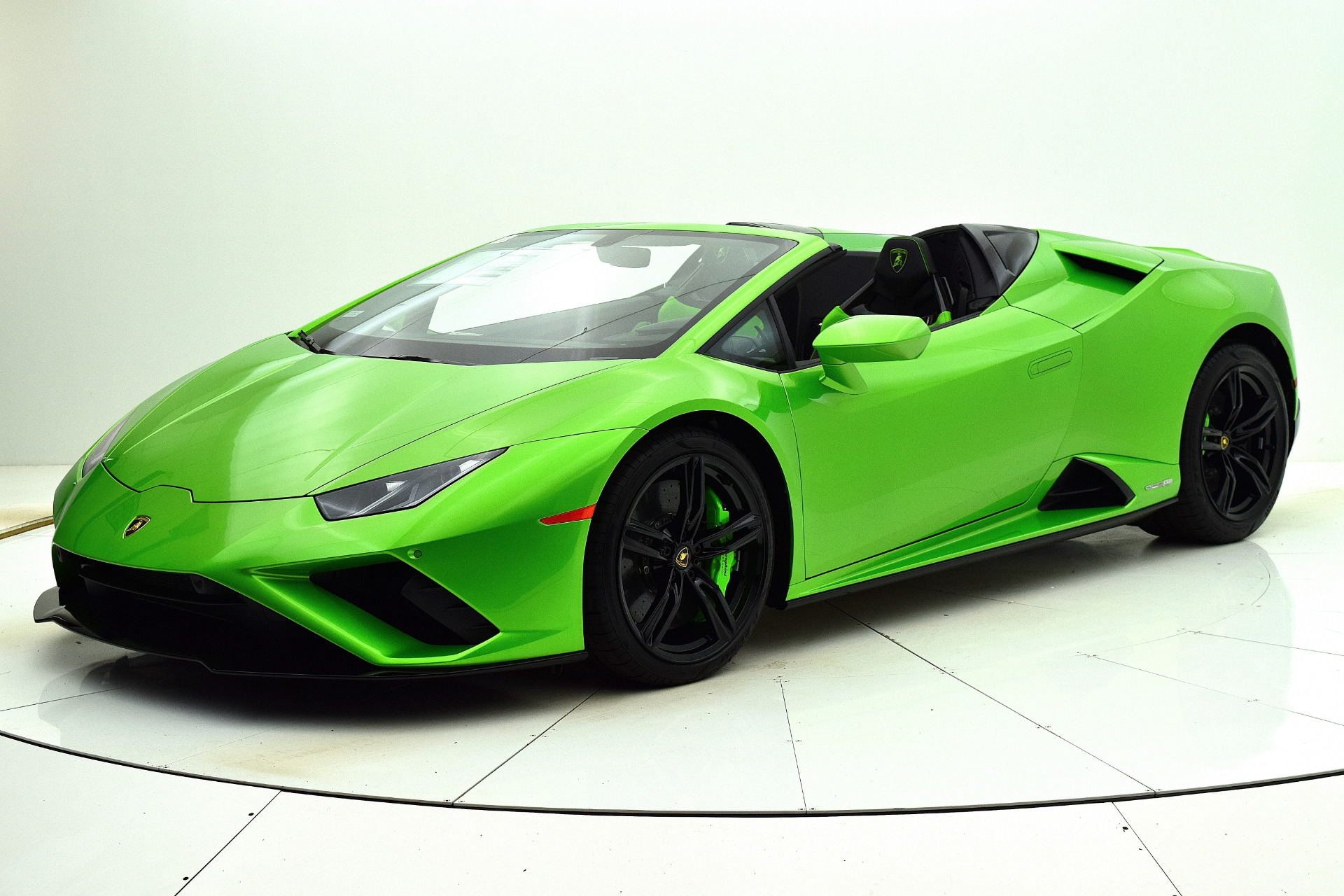 New-2022-Lamborghini-Huracan-EVO-Spyder-RWD.jpg